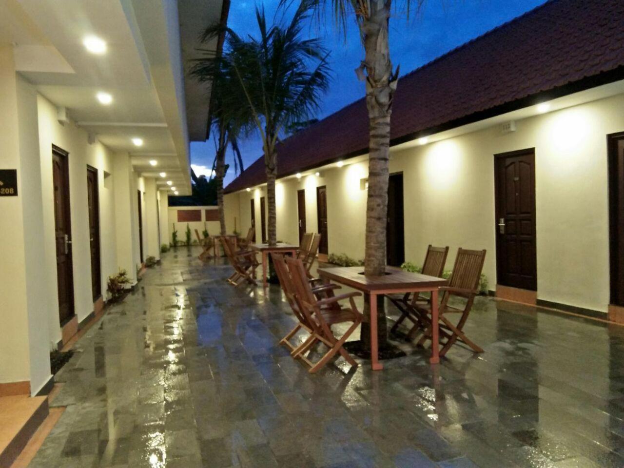 Familytel Bali Hotel Kuta Selatan Exterior foto