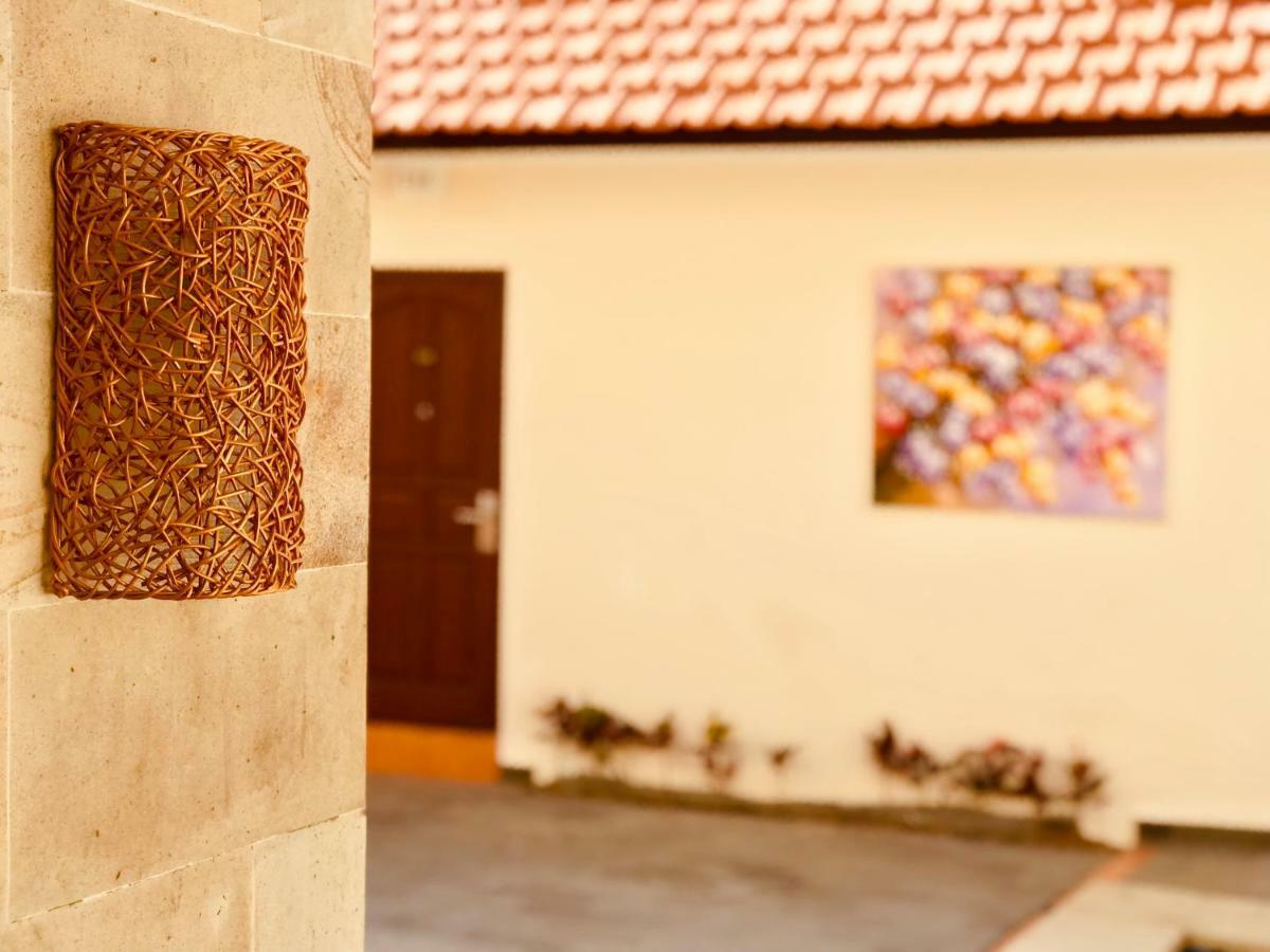Familytel Bali Hotel Kuta Selatan Exterior foto