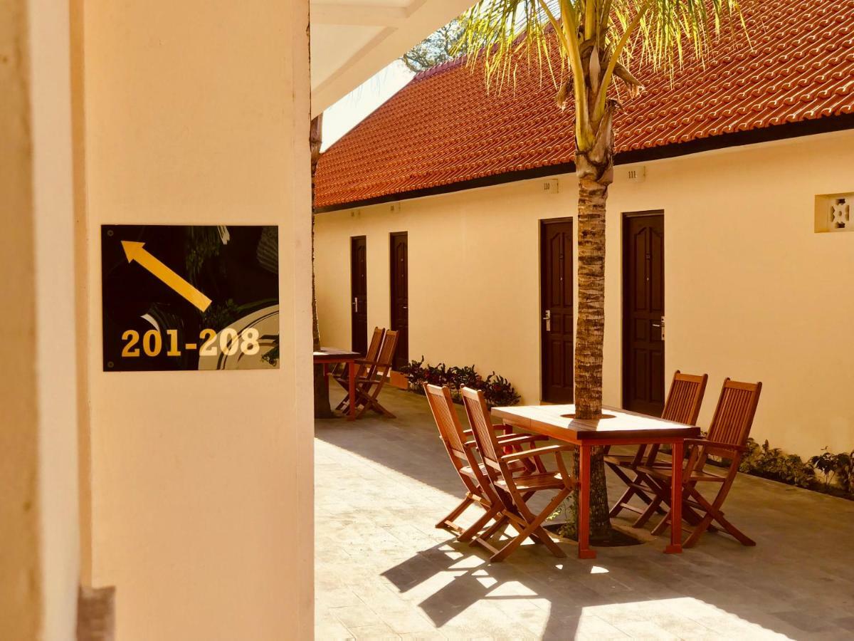 Familytel Bali Hotel Kuta Selatan Exterior foto