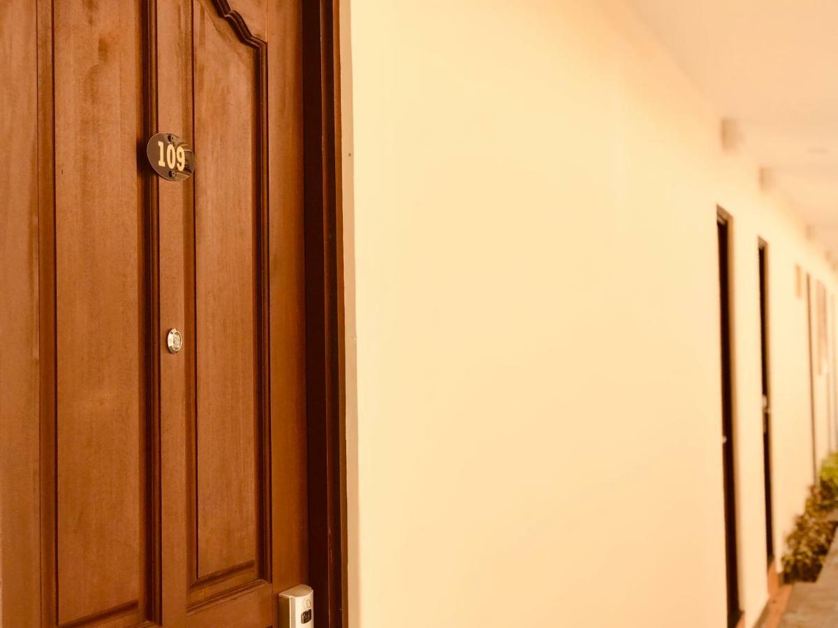 Familytel Bali Hotel Kuta Selatan Exterior foto