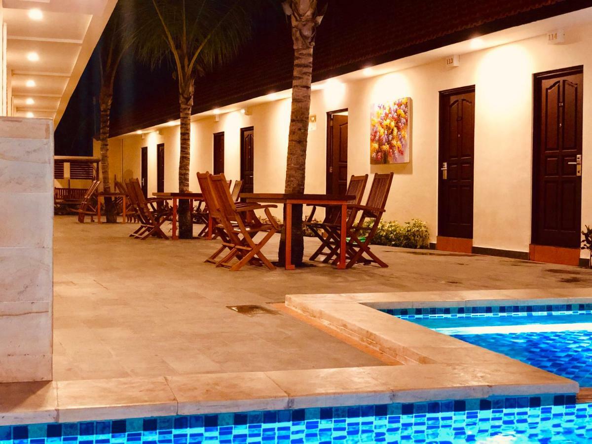 Familytel Bali Hotel Kuta Selatan Exterior foto